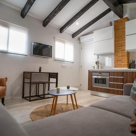 Atico Con Terraza Y Jacuzzi En El Centro Apartment บาเลนเซีย ห้อง รูปภาพ