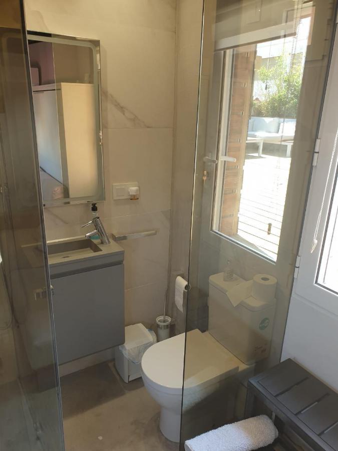 Atico Con Terraza Y Jacuzzi En El Centro Apartment บาเลนเซีย ภายนอก รูปภาพ