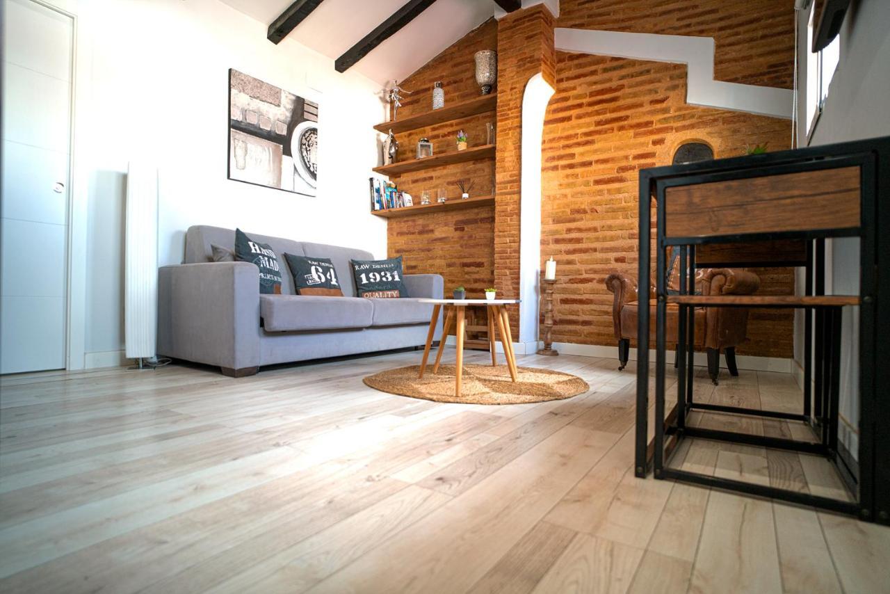Atico Con Terraza Y Jacuzzi En El Centro Apartment บาเลนเซีย ห้อง รูปภาพ