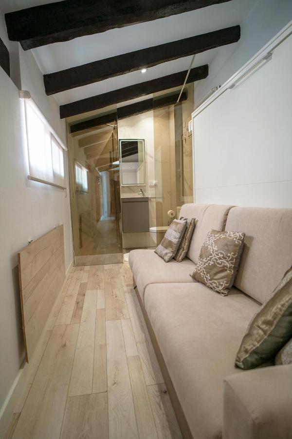 Atico Con Terraza Y Jacuzzi En El Centro Apartment บาเลนเซีย ห้อง รูปภาพ